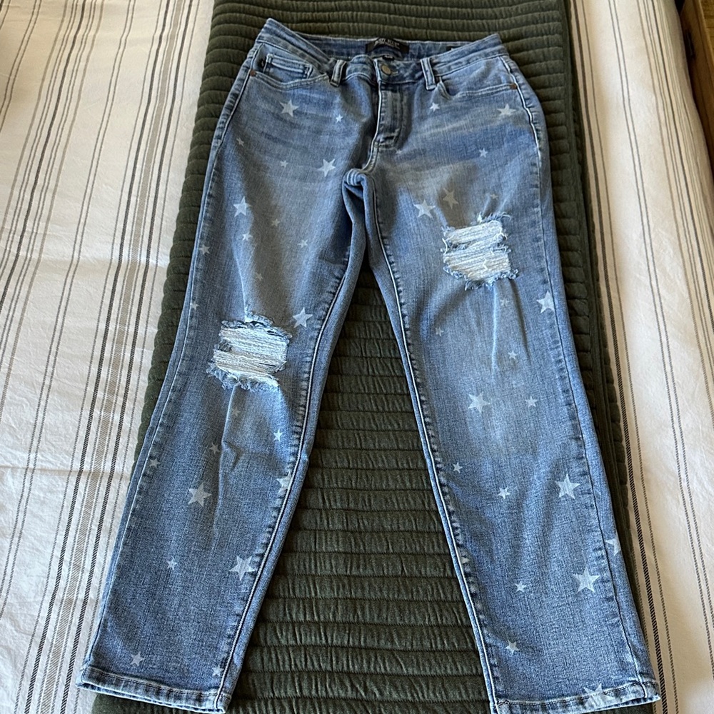 Judy Blue Light Blue Star Boyfriend Jeans - Picture 6 of 10